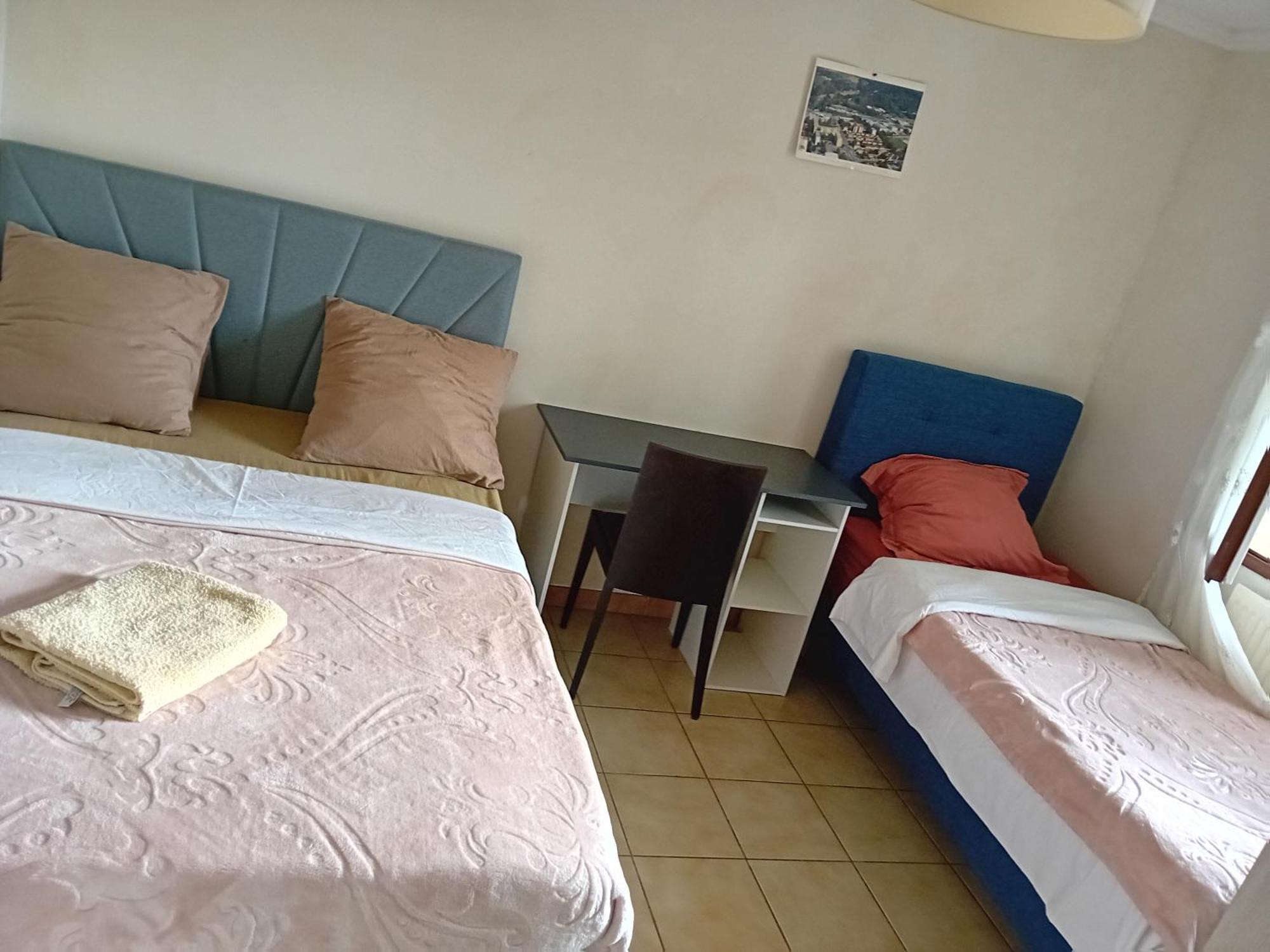 Ferienwohnung Dynamique Et Splendide Bourgoin-Jallieu Exterior foto