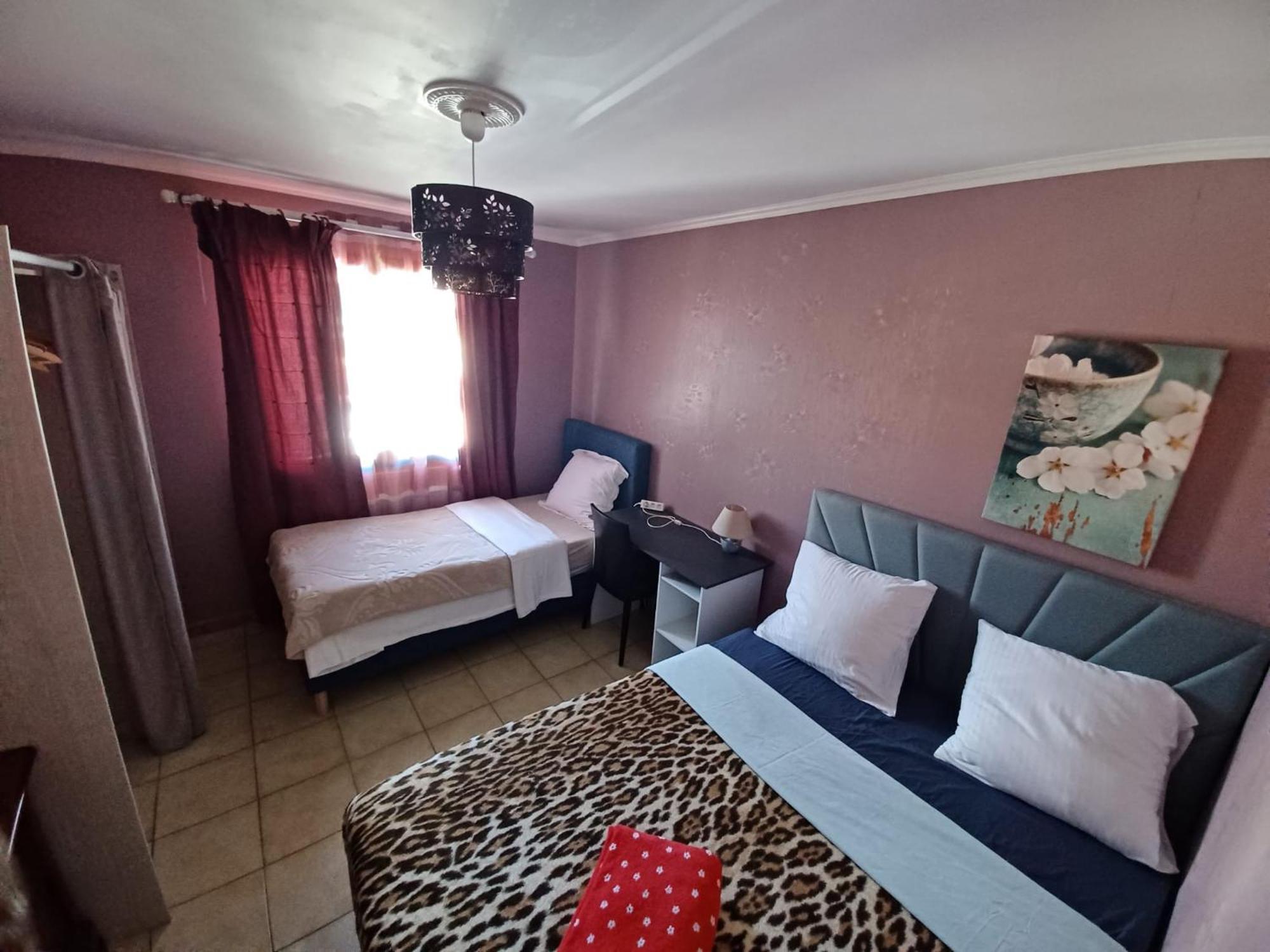 Ferienwohnung Dynamique Et Splendide Bourgoin-Jallieu Exterior foto