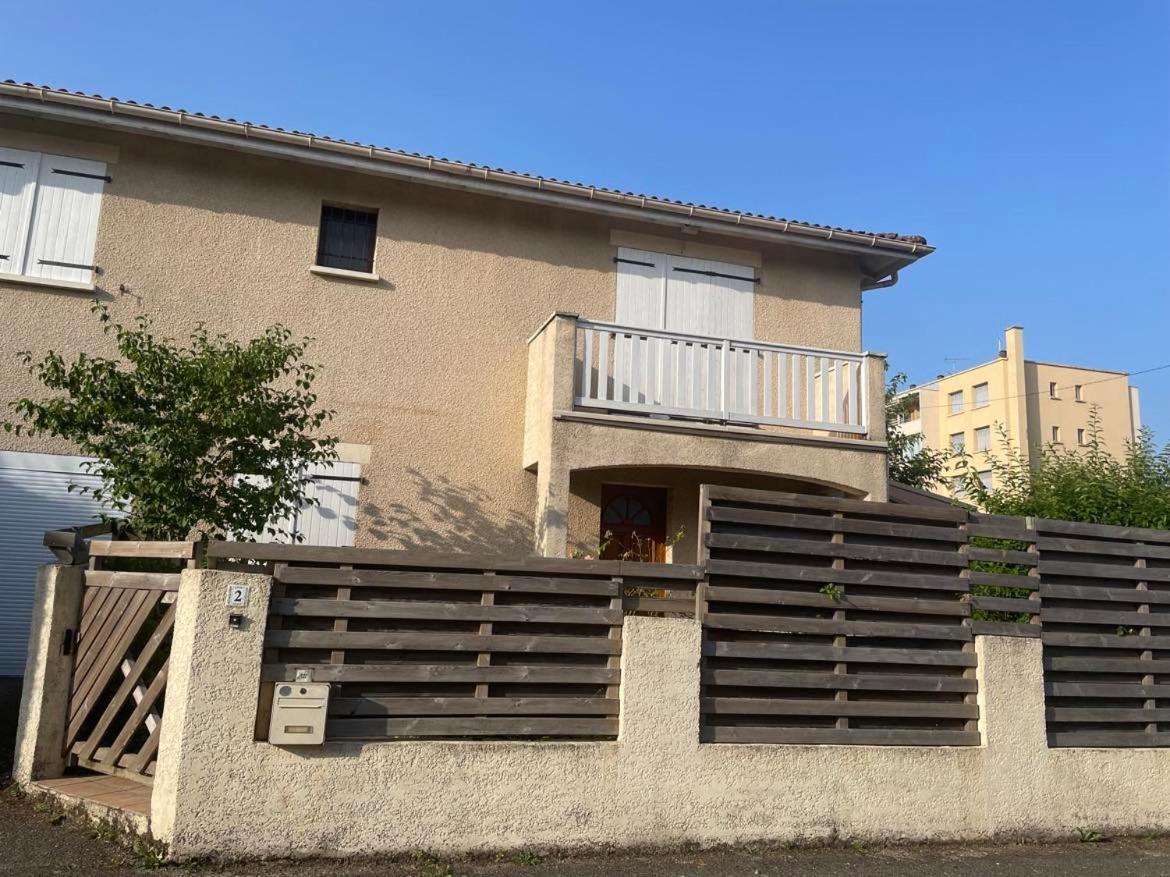 Ferienwohnung Dynamique Et Splendide Bourgoin-Jallieu Zimmer foto